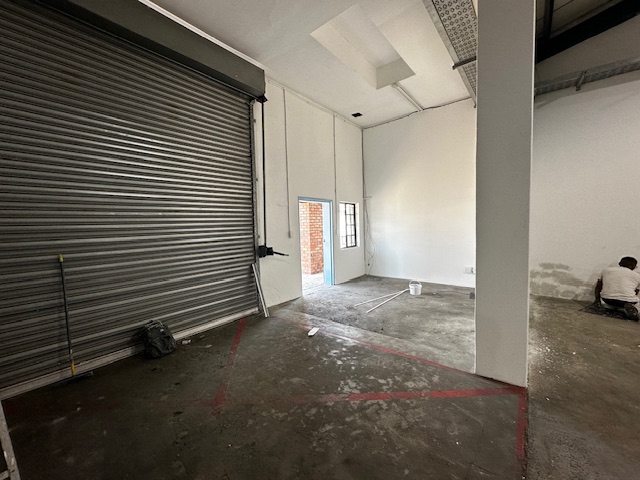 To Let Commercial Property for Rent in Maitland Western Cape